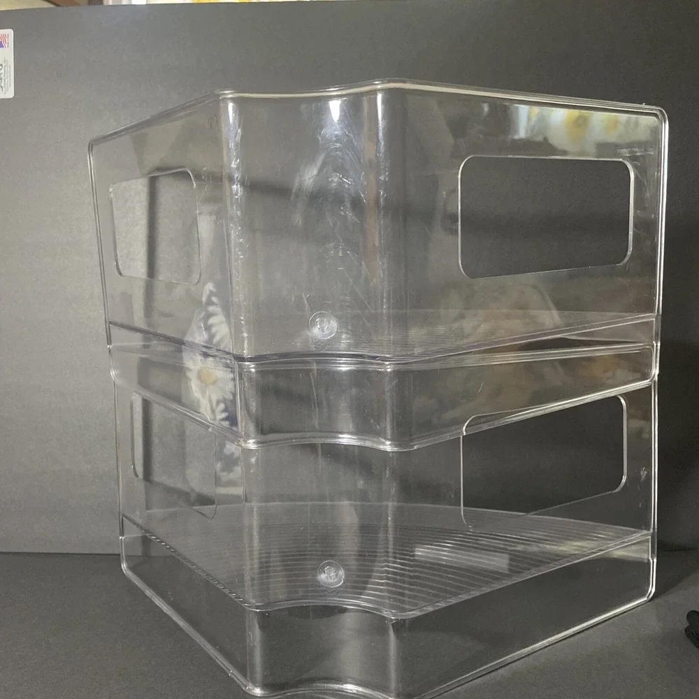 2 Large Clear corner shelf Pieces‎